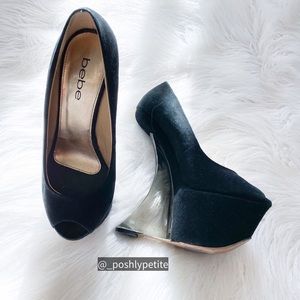 Bebe black suede open toe heelless gravity chunky platform heels
